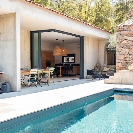 Cupulatta Di Santa Lucia Сент-Люси-де-Пор