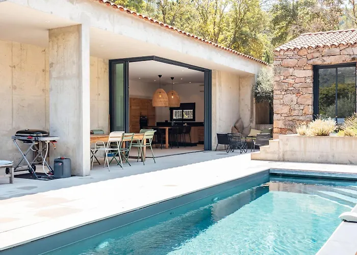 Cupulatta Di Santa Lucia Sainte-Lucie de Porto-Vecchio